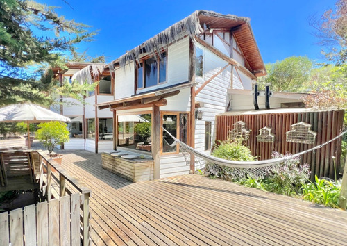 Oportunidad: Dos Impecables Casas En Venta En Cachagua