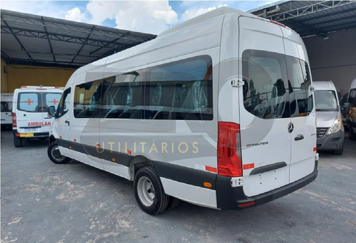 Imagem 6 de 14 de Van Sprinter 516 2020 0km 18 Lugares Executiva Extra Longa