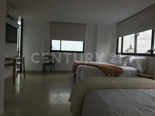 Lujoso Y Amplio Edificio Comercial De 1.285 M2 Construidos