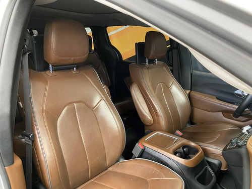 Chrysler Pacifica 2017