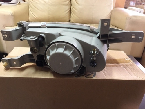 Faro Hyundai Accent/ Brisa 1998 - 2005 Izquierdo