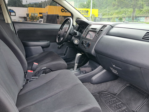 Nissan Tiida 1.8 Emotion