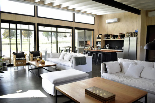 Venta De Casa 3 Dormitorios, Uno En Suite Pueblomio (pm002)