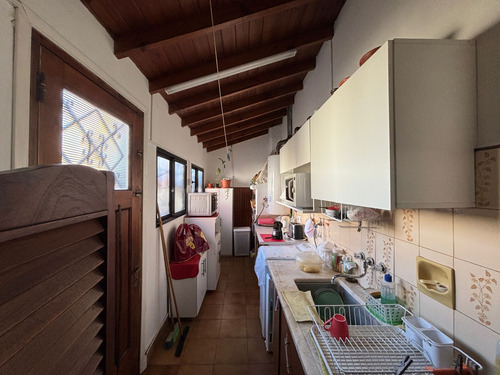 Casa 4 Ambientes - Garage Y Parque - Villa Primera