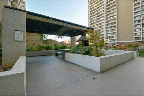 Céntrico Depto. En Ñuñoa, Excelente Edificio