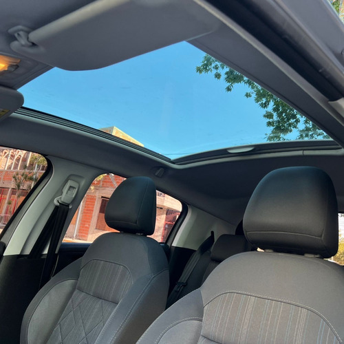 Imagen 17 de 25 de Peugeot 208 1.6 Allure Touchscreen