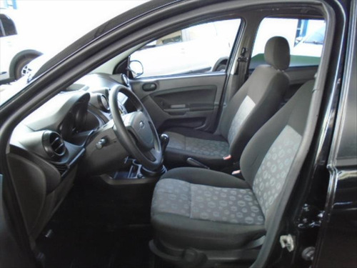 Ford Fiesta 1.0 Rocam Hatch 8v