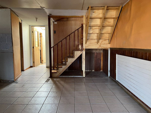 Casa En Venta De 4 Dorm. En Punta Arenas