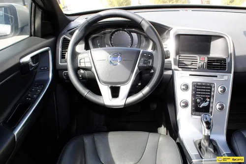 Volvo XC60 2.0 T5 Momentum
