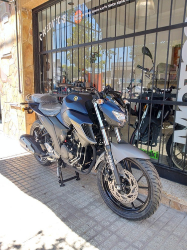 Imagen 2 de 10 de Yamaha Fz 25
