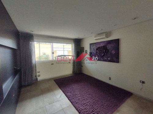 Imagem 15 de 30 de Casa Alto Padrão Com Excelente Localização. Oportunidade Única! - V5803