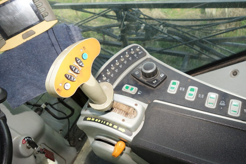 Mosquito Valtra 3020h # 14055