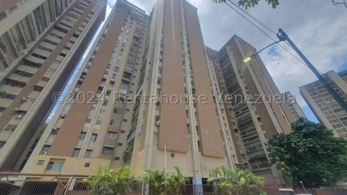 Apartamento En Venta En San Juan  Cód  24-25058    Adp 