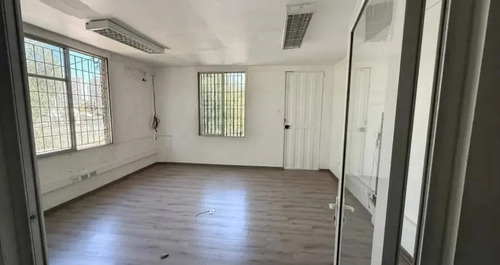 Arriendo Galpón Industrial De 2.200m2 Macul - Santiago