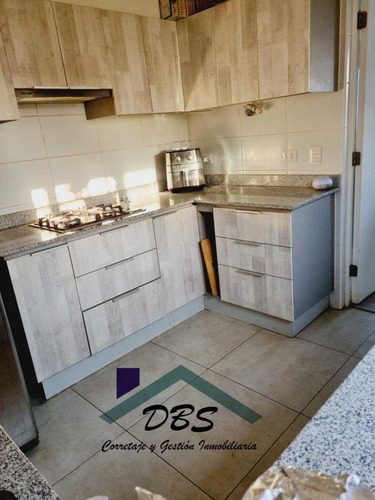 Dbs Propiedades Arrienda Casa De 2 Pisos 4d/4b/2e $1.300.000