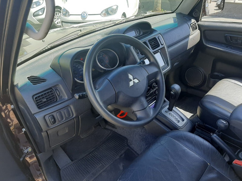 Imagem 10 de 15 de Mitsubishi Tr4 2.0 4x4 Automática