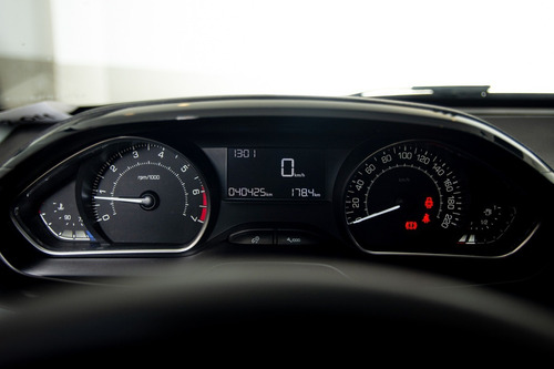 Peugeot 208 Allure 1.6 Touchscreen 2015 Taraborelli