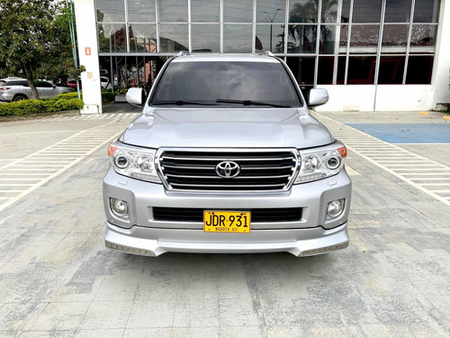 Toyota Land Cruiser 200 2015 4.5 Vxr