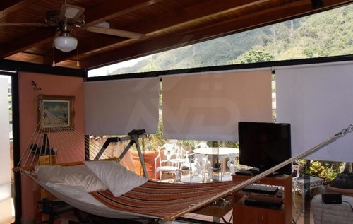 Se Vende Interesante Casa En Parte Alta De La Florida Con 4 Amplios Apartamentos