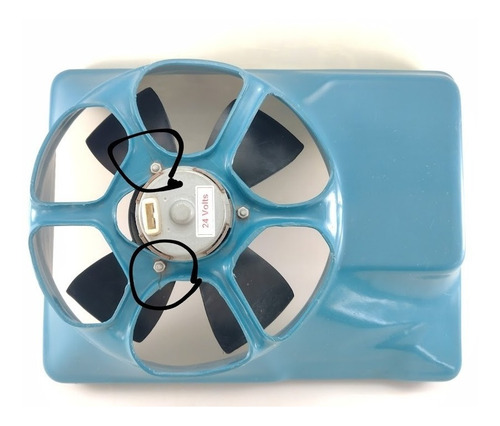 Motor Com Saia De Ventilação Do Radiador 8005200085 (Usado)