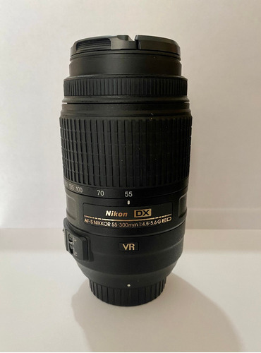 Nikon 55-300 Mm Af-s 1:4.5-5.6 G Ed Vr