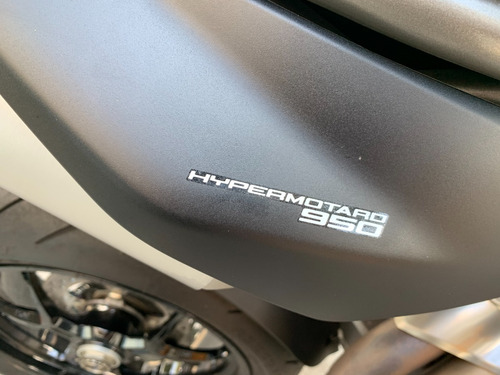 Ducati Hypermotard 950