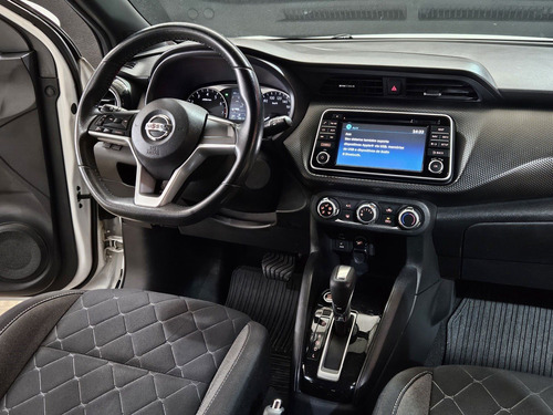 Nissan Kicks 1.6 16V FLEXSTART SV 4P XTRONIC