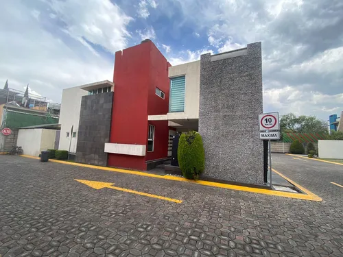 Venta De Casa En Privada La Rinconada En San Jerónimo Metepec