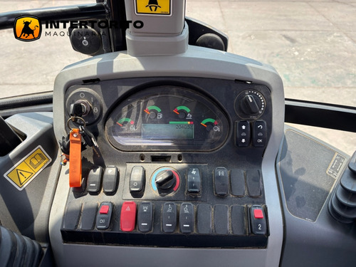 Retroexcavadora Cat 420f2 It Eco.887