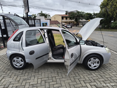 Chevrolet Corsa 1.8 Maxx Flex Power 5p
