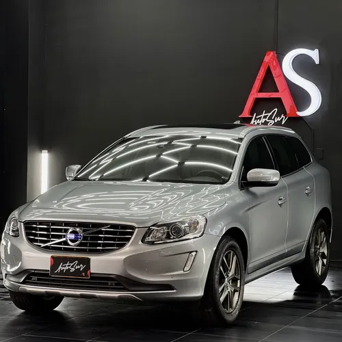 Volvo XC60 2.0 Awd Summum