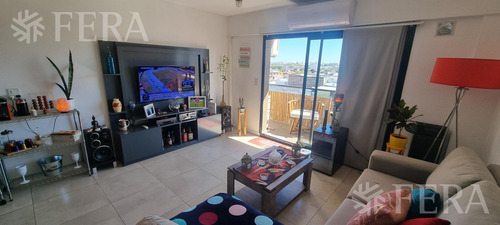 Venta Departamento De 4 Ambientes Con Cochera Y Balcón En Avellaneda