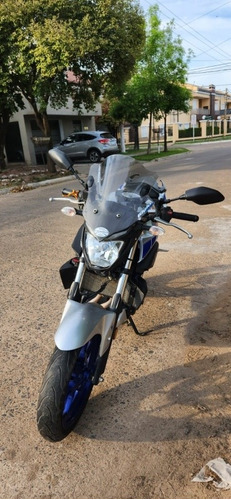 Imagen 2 de 8 de Yamaha Mt 03