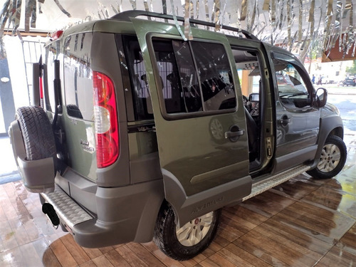 Imagem 4 de 9 de Doblo Adventure 1.8 2014 Impecavel