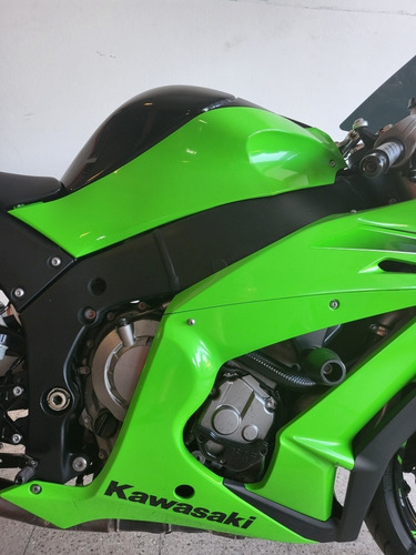 Imagen 4 de 15 de Zx 10 R Pista Zx10r Excelente Recibo Inferior Tuamoto