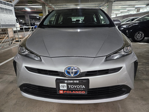 Toyota Prius 1.8 Base Cvt