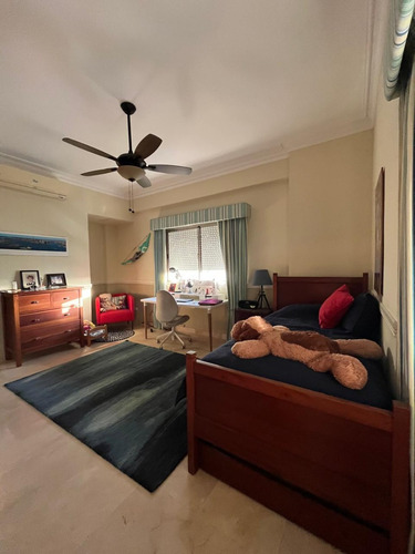 Vendo Apto En Cacicazgos, Uno Por Piso, 301 Metros.