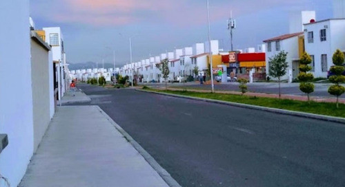 Casa En Venta En Paseos De La Plata Pachuca Hidalgo Bd16*