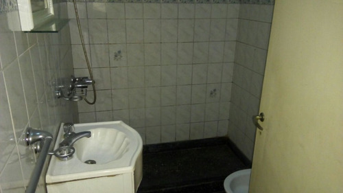 Imagen 8 de 13 de Casa Ph En Venta En Moron Sur