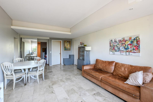 Imagen 5 de 23 de Departamento De 2 Dormitorios En Venta Con Cochera En El Centro De Rosario