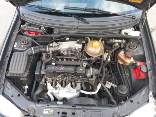 Imagem 6 de 10 de Chevrolet Corsa Classic 2008 1.0 Life Flex Power 4p