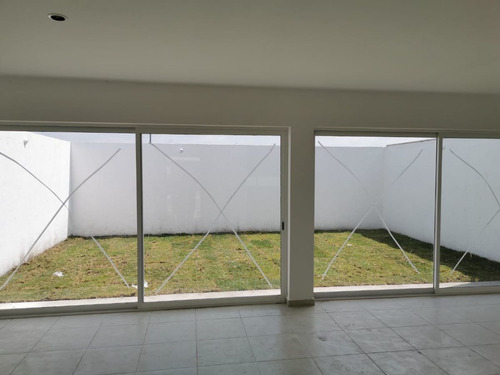 Hermosa Casa En Santa Fe Tlacote, 3 Recamaras, Gran Jardín, 