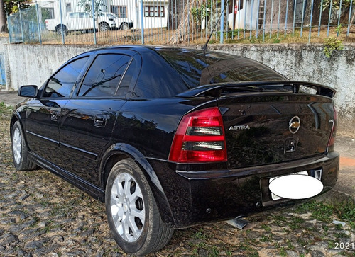 Imagem 12 de 14 de Astra 2.0 Mpfi Advantage 8v Flex 2.0 - Modelo 2011
