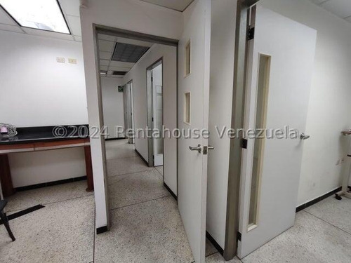 Rentahouse Alquila Clinica Odontologica Equipada En Plena Av.bolivar De Valencia Carabobo Lf25-3310