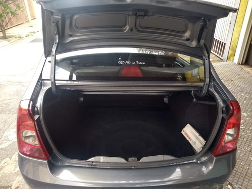Renault Logan 2012 1.6 Expression Hi-torque 4p