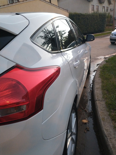 Ford Focus S 1.6 16 V Hatchback