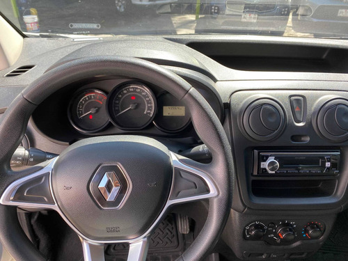 Imagen 3 de 7 de Renault Kangoo 2019 1.6 Aa Mt