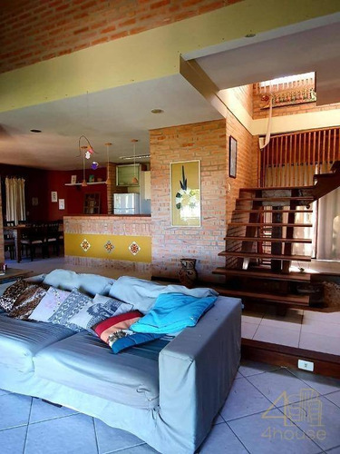 Imagem 9 de 26 de Casa À Venda Em Ponta Das Canas, Florianópolis. Cercada Pela Natureza Com Vista Privilegiada Para O Mar , 315 M², 2 Dormitórios, 1 Suíte E 4 Vagas. - Ca0555