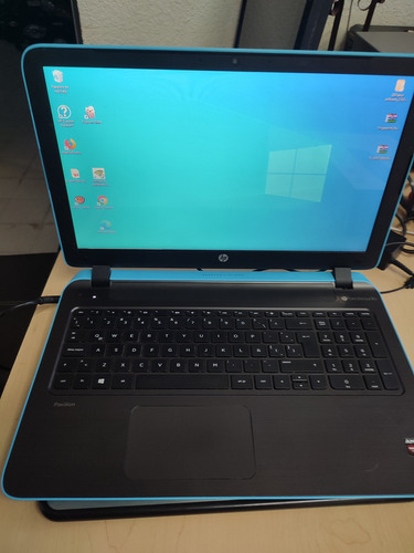 Laptop Hp 15-p001la Usada Funcionando Azul (Usado)