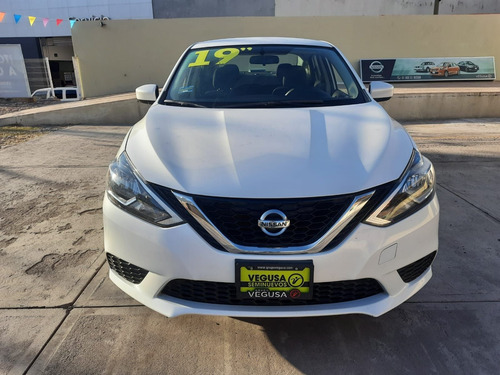 Imagen 5 de 13 de Nissan Sentra 2019 1.8 Sense Mt